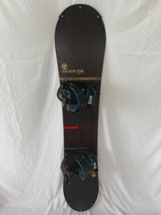 Placa snowboard Flow Rhythm 155cm Wide cu legaturi Flow
