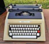 Masina de scris, Olivetti Lettera 41, de colectie