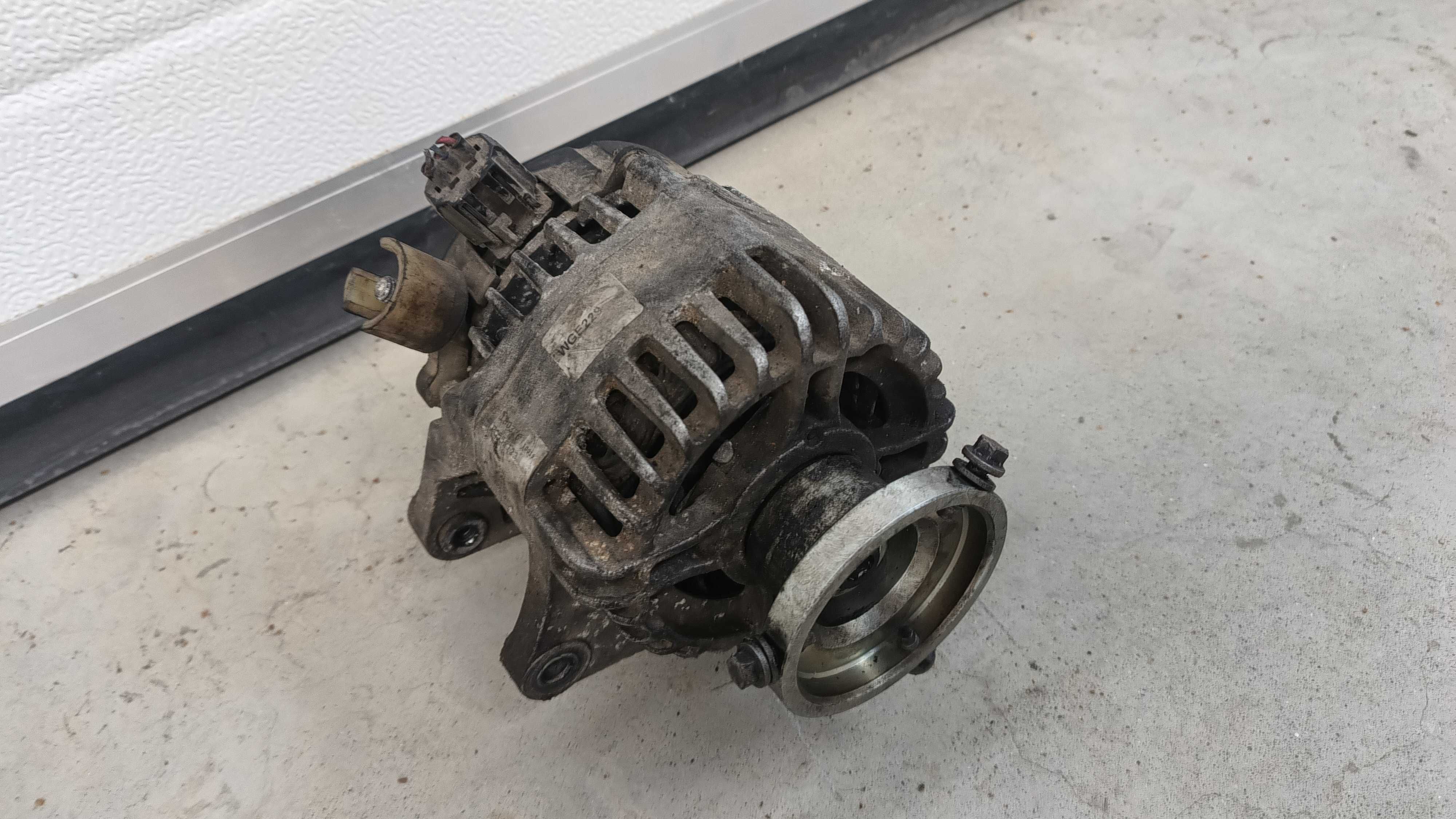 Alternator FORD Focus S Max Mondeo 1.8 tdci KKDA