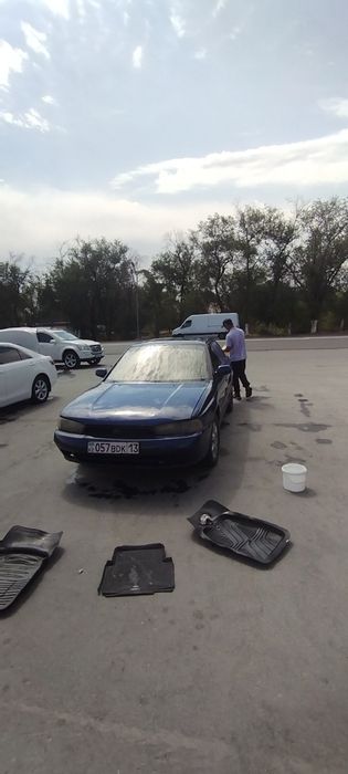 Субару Легаси 94 года