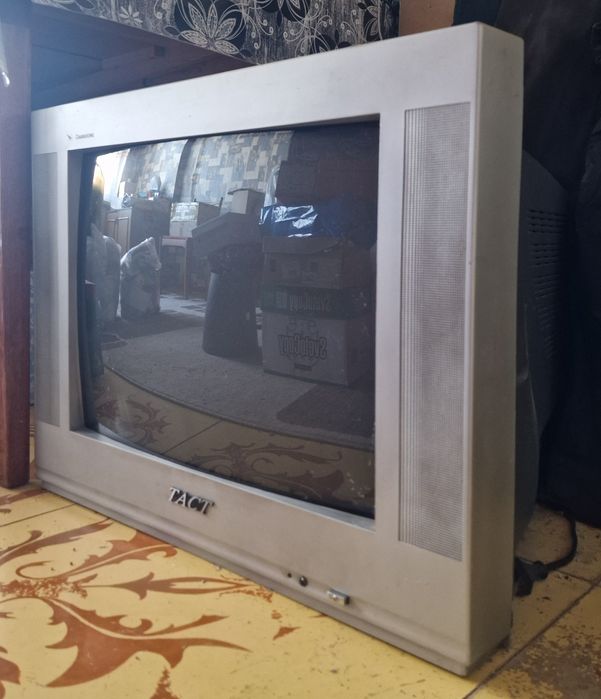 Телевизор ТАСТ, цветной