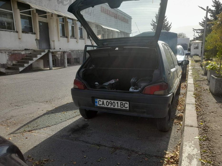 Peugeot 106 1994 година бензин газ