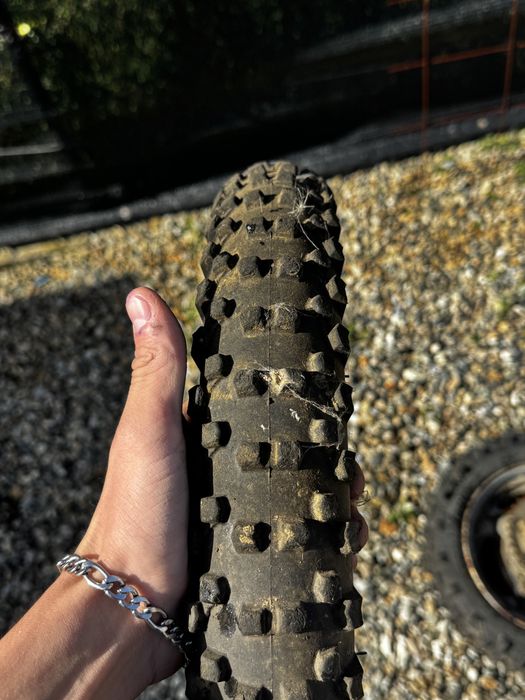 Vand roata tubeless motocross pe 10inch