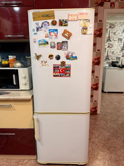 Холодильник верх не работает, низ работает морозит