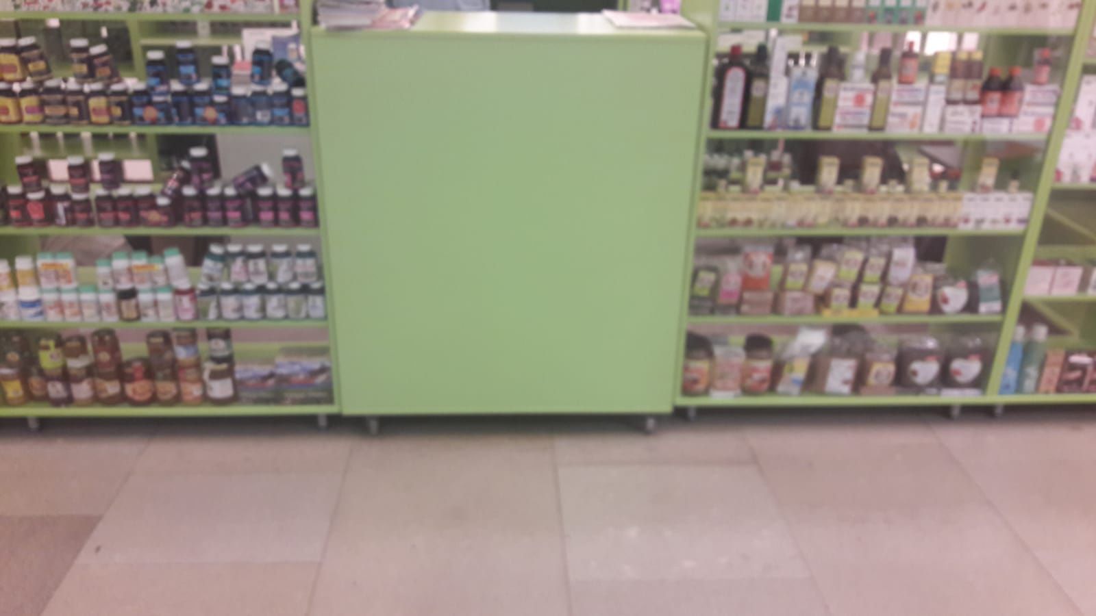 Vând mobilier, tip insula