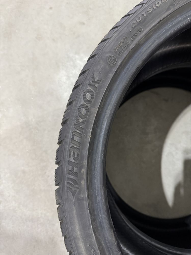 Anvelope iarnă Hankook 235/35/19