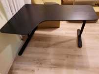 Бюро IKEA BEKANT 160 x 110 cm