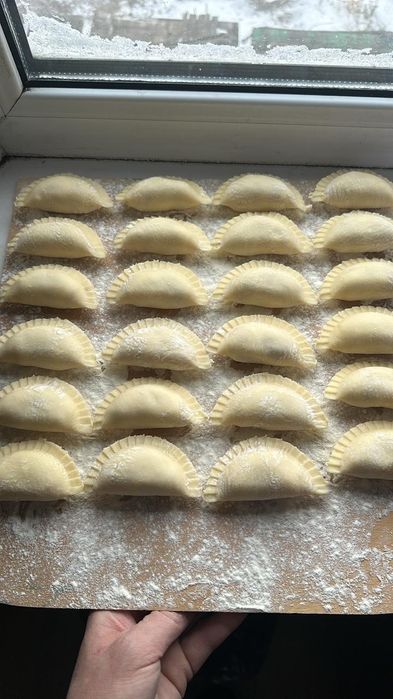 Вареники домашние 1 500 тенге