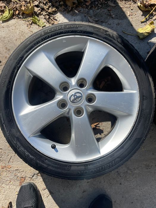 Алуминиеви лети джанти за Тойота