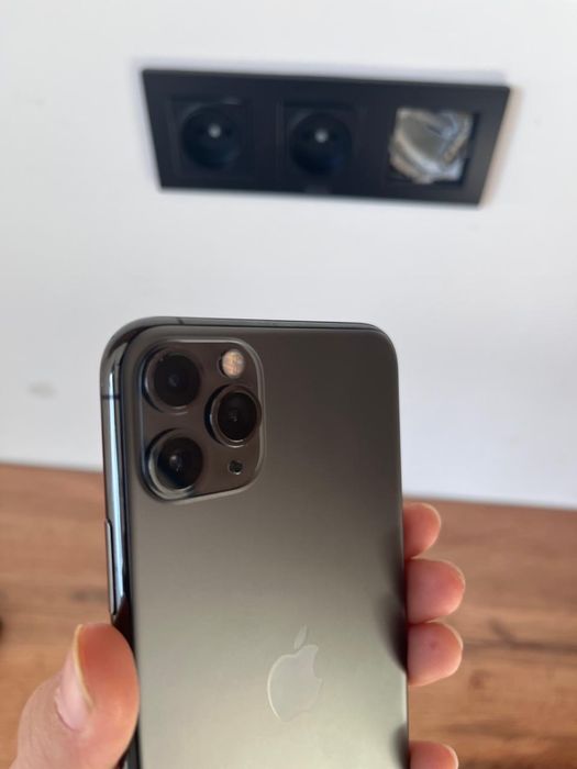 Iphone 11 pro max 64 gb