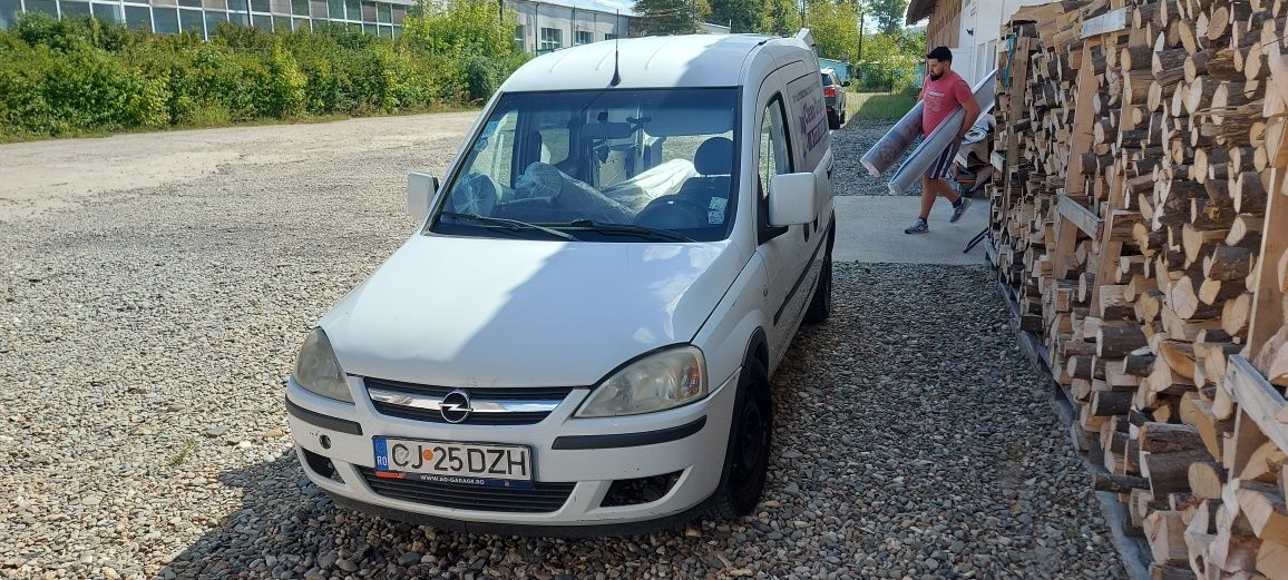 Vand-Schimb Opel Combo 1.7 CDTI – 2005 – Euro 4 – 5 locuri + marfă