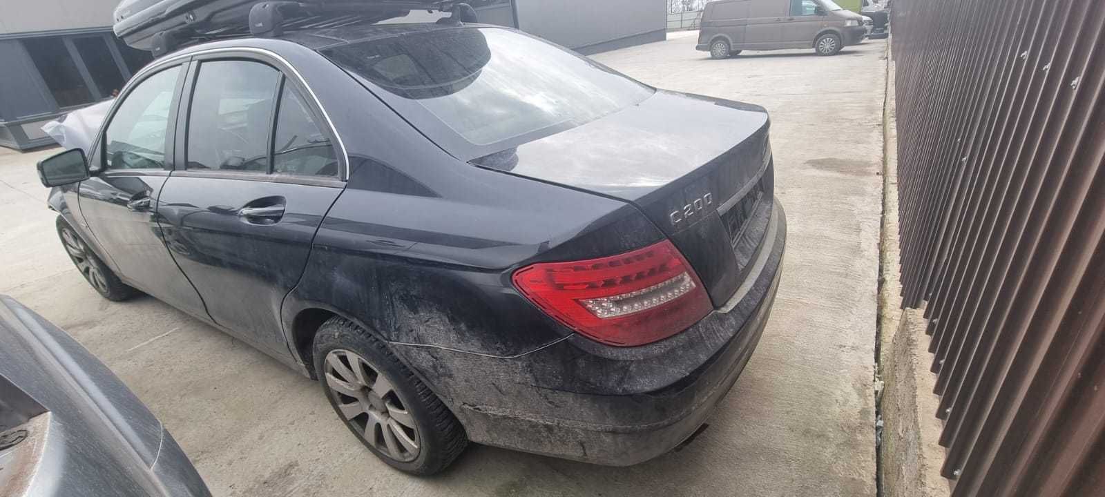 Dezmembram Mercedes C200 CDI, 2012, 31044871, Diesel, Negru