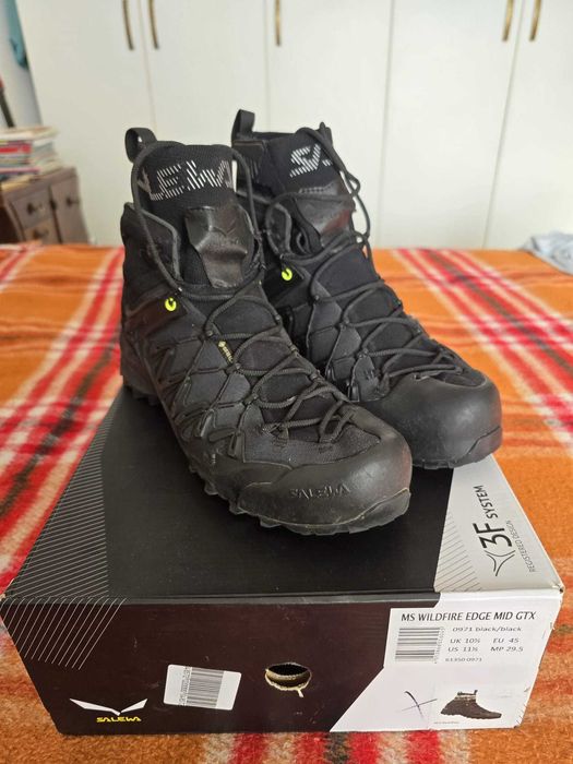 Ghete, Bocanci trekking barbati Salewa Wildfire Edge Mid GTX