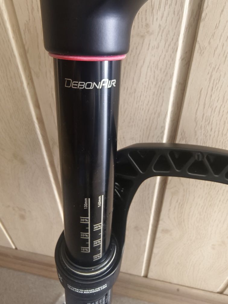 Вилка RockShox Revelation RC Debon Air 29''140mm 15x110mm Boost Remote