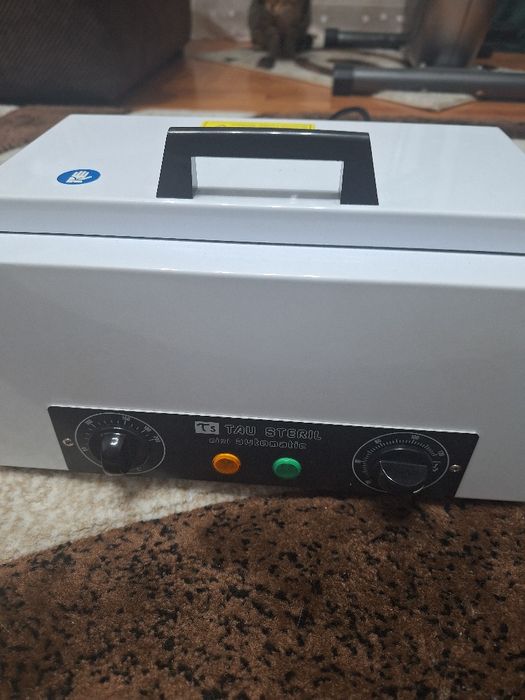 Vând sterilizator Pupinel