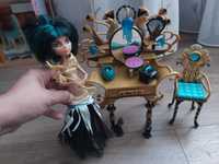 Papusa Cleo monster high cu accesorii - REZERVATĂ