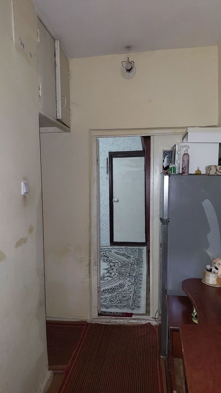 Продам 1 ком. квартиру в Сергели 2. 1/2/5 (2-й этаж). Без ремонта