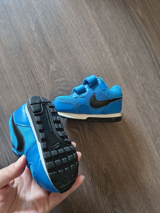 Adidași Nike 10 cm