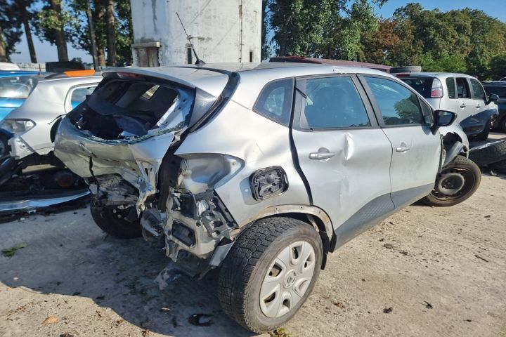 Ușa dreapta fata Renault Captur 1 [2013 - 2017] 1.5 dci K9K 608