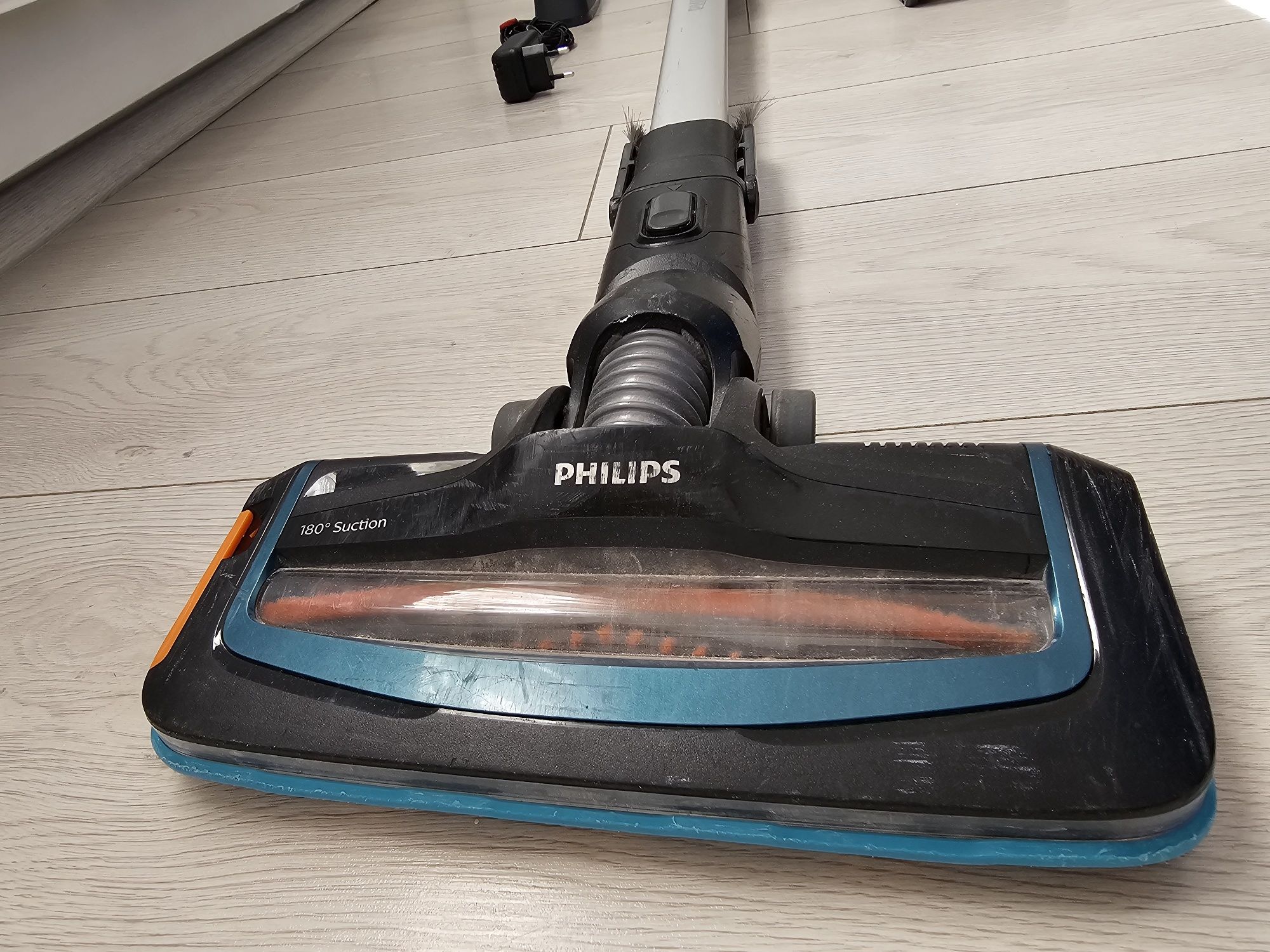 Aspirator vertical Philips si mop Philips SpeedPro Aqua