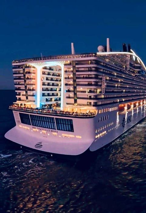 AQSHga sayohat vizasini olishga shoshiling.