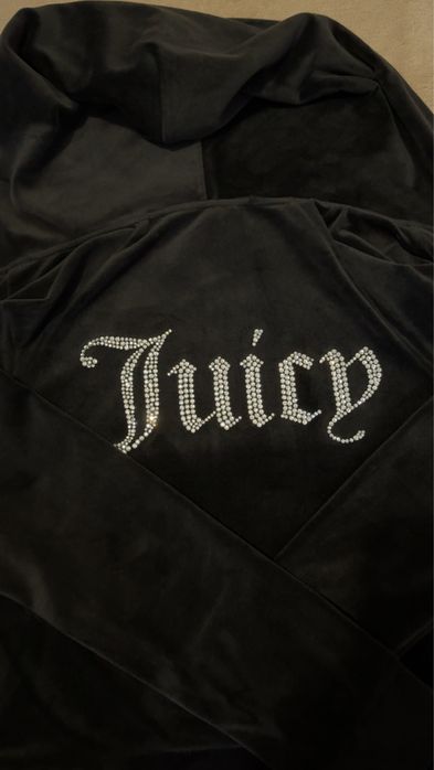 bluză de trening Juicy Couture mărimea M 450 lei negociabil