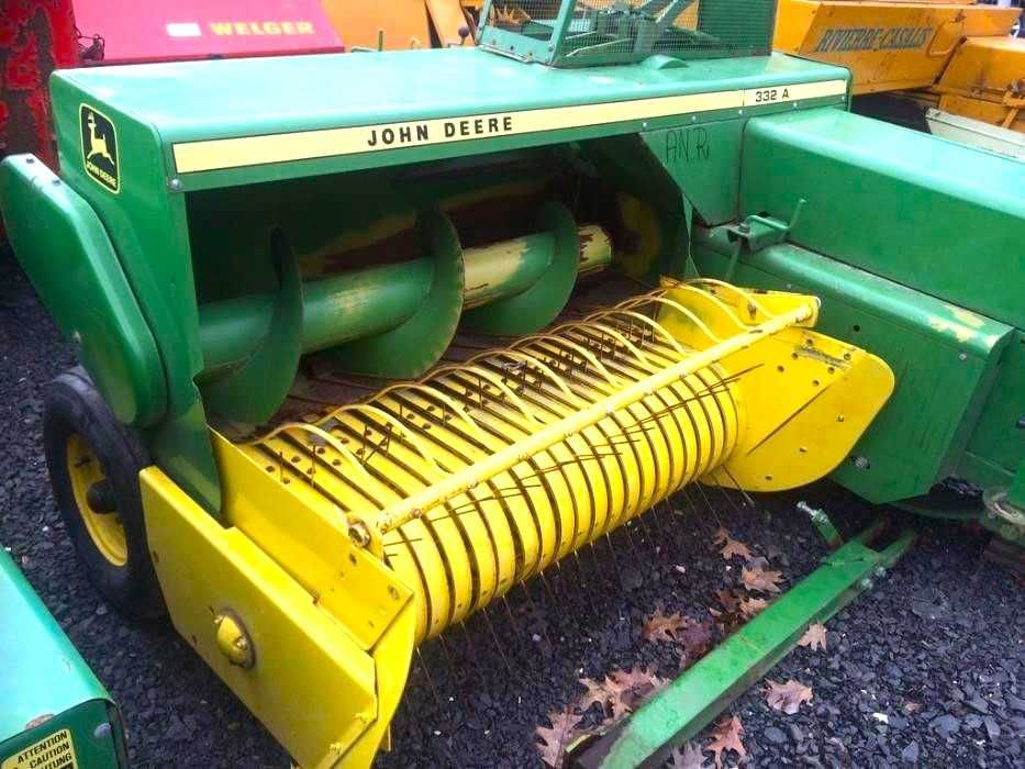 Presa John Deere 349 John Deere 339 John Deere 332 A John Deere 336