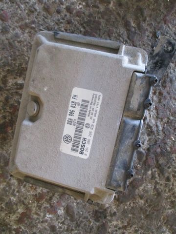 Calculator motor ECU Skoda Octavia Golf 4 Bora 2,0 benzina 16 valve