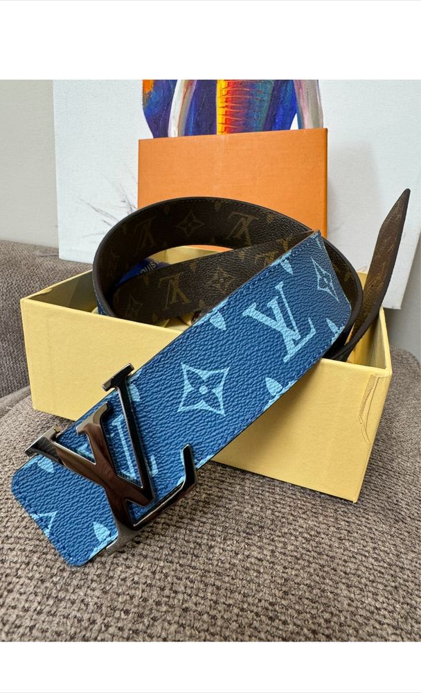 Колани от естествена кожа Louis vuitton