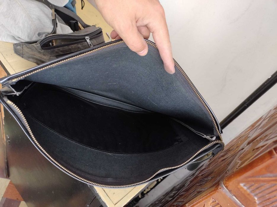 Husa laptop sau gentuta de voiaj