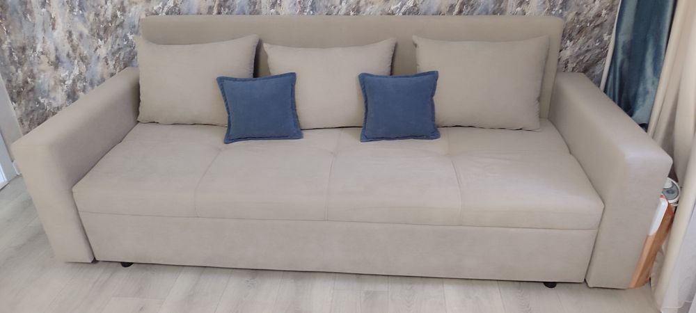 Продается   диван