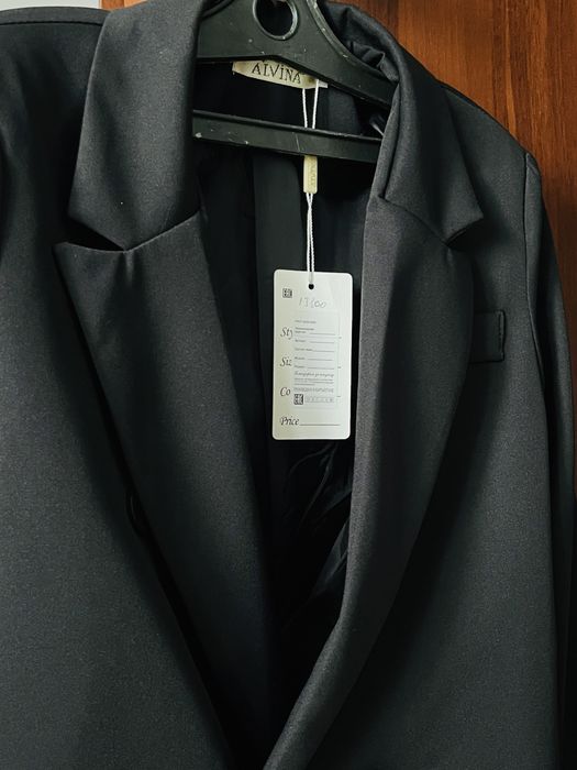 Костюм черный женский