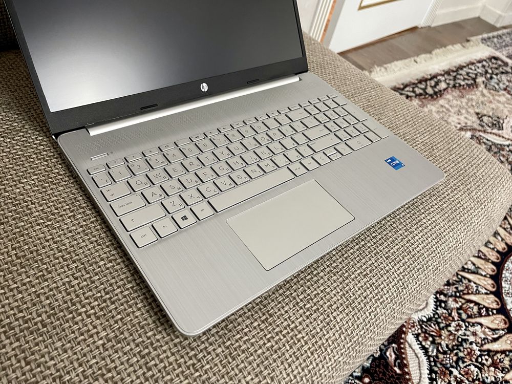 HP 15s / Core i5-11th Gen / Новенький Ноутбук