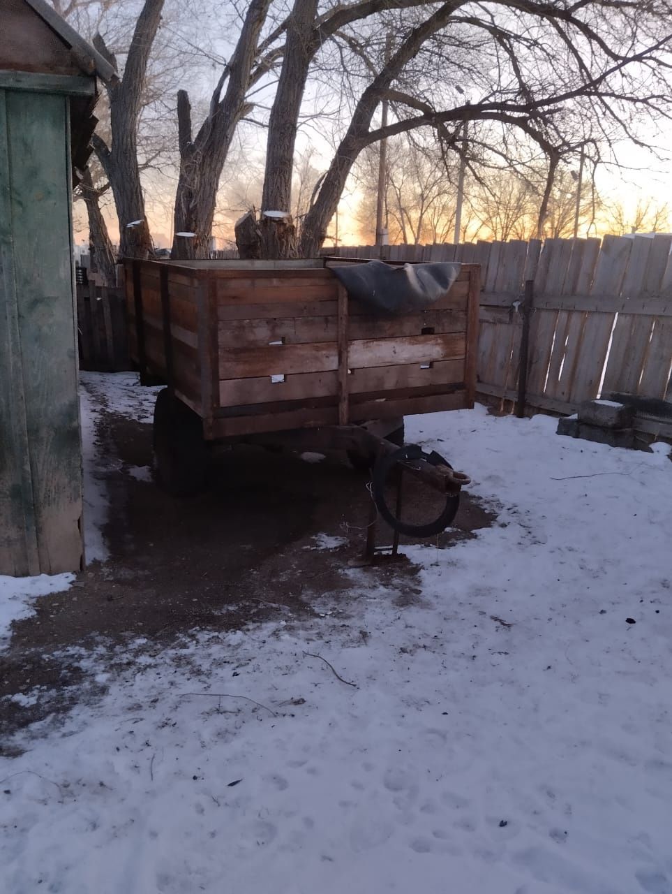Прицеп. Жақсы жасалған.