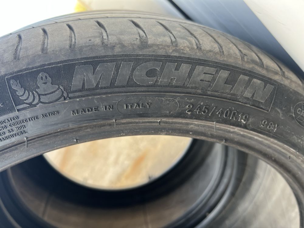Cauc Vara Michelin Primacy 3 245/40/R19 dot 2018 6-6,5mm 2buc in stoc