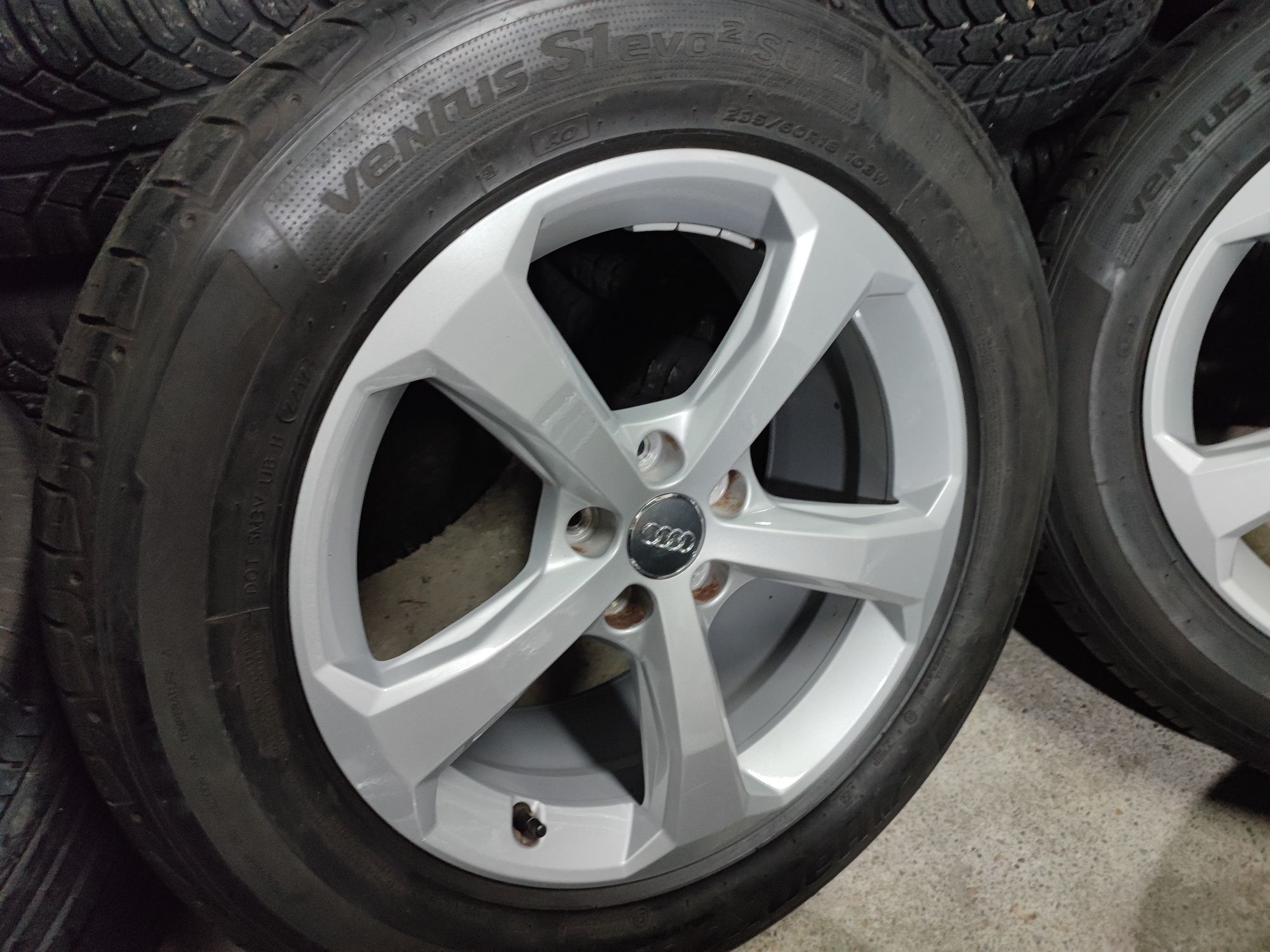 Jante originale Audi Q5 FY/8R Q3 A4 A6 235 60R18 Hankook vară 2017