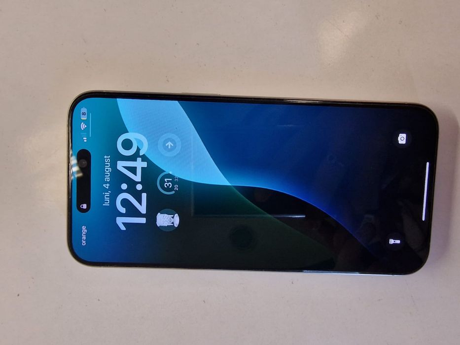 iphone 15 PRO MAX white titanium