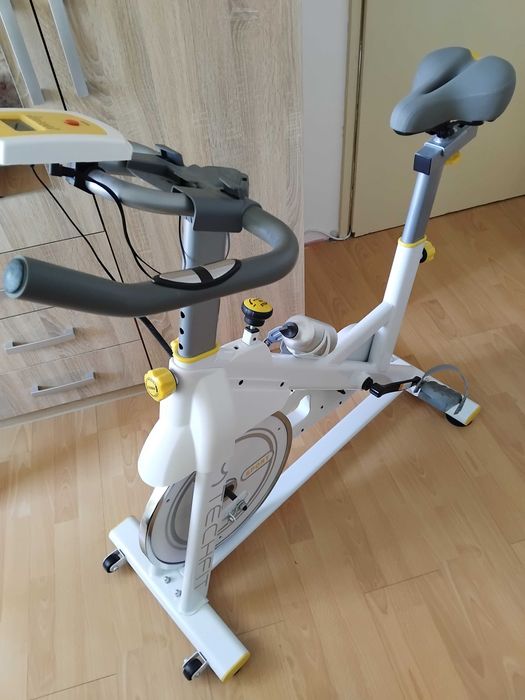 Велоергометър TECHFIT SBK800