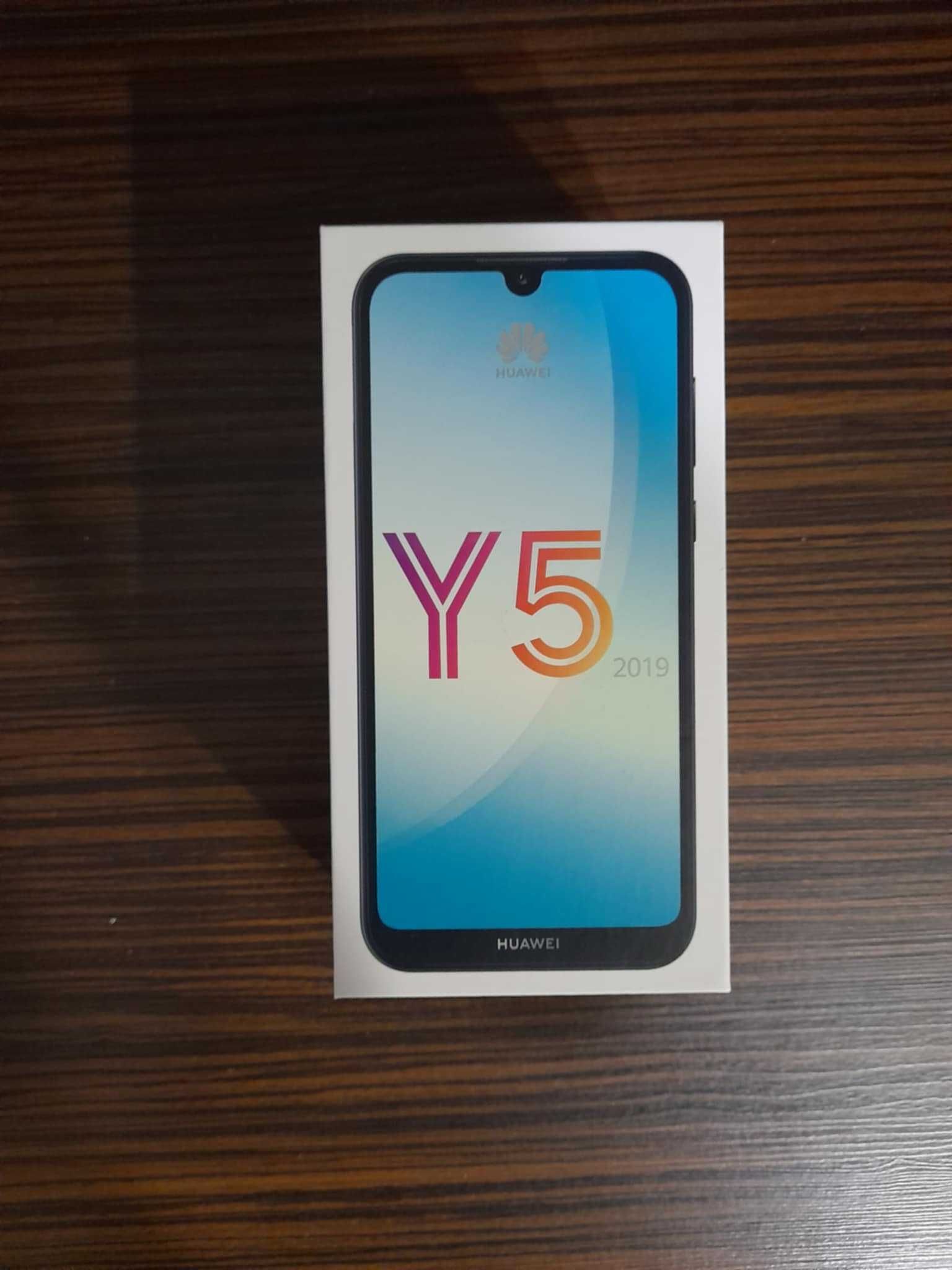 Смартфон Huawei Y5 2019, Dual SIM, 16GB, 4G, Black