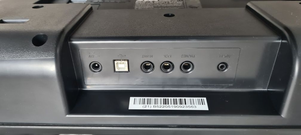 Барабанная установка: Alesis compactkit 7