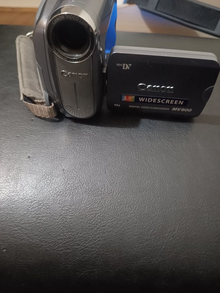 Видео камера Canon