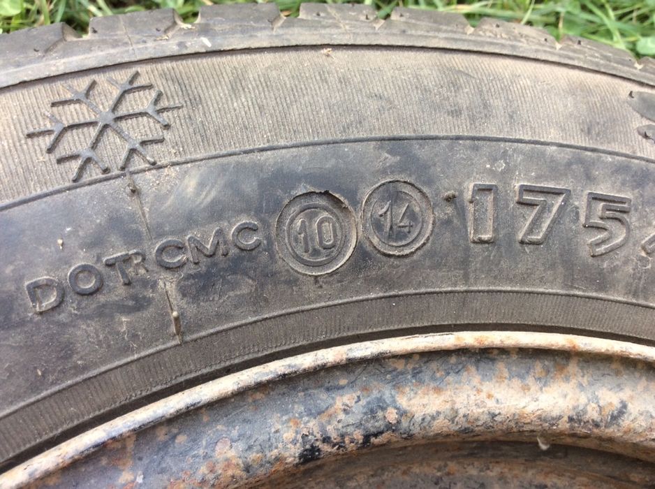 Roata de  175 60 85 completa iarna 90ron si antena parabolica 40