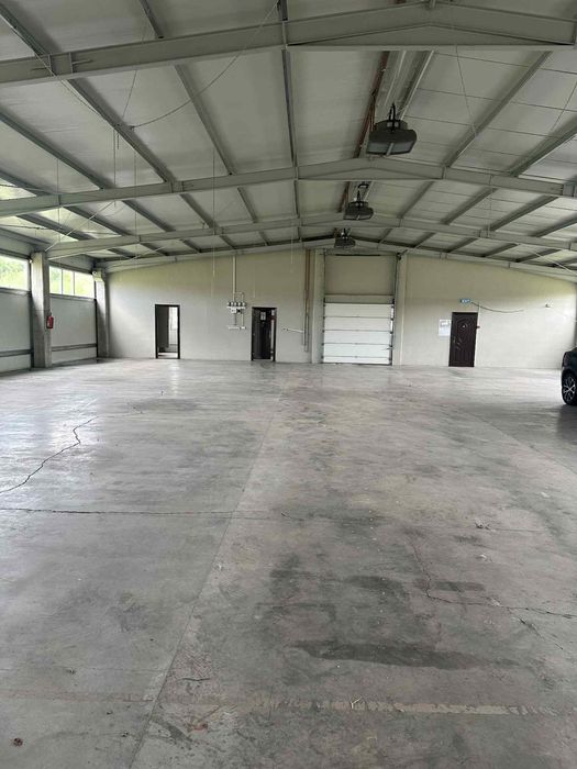 Hala de inchiriat in oras