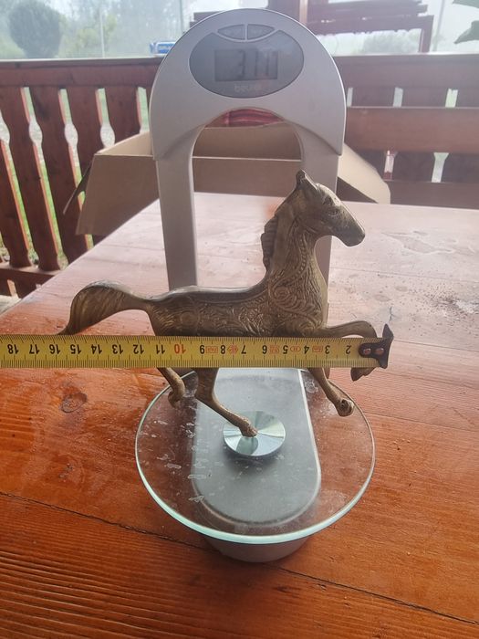 Cal din bronz si alama