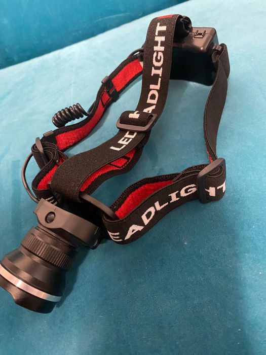 Lanterna pentru cap sau casca de constructie