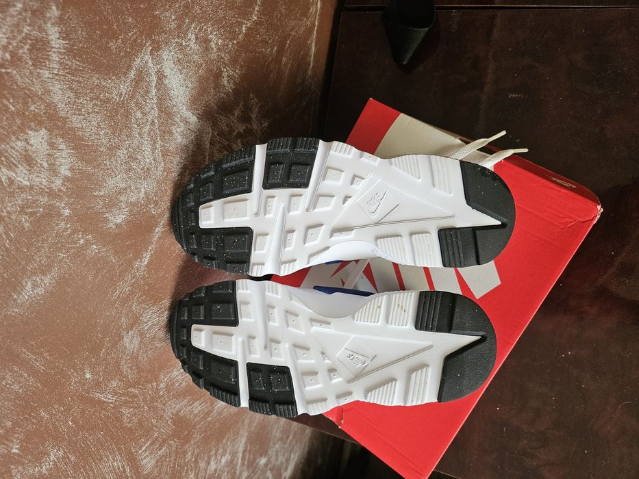 дамски маратонки NIKE  huarache