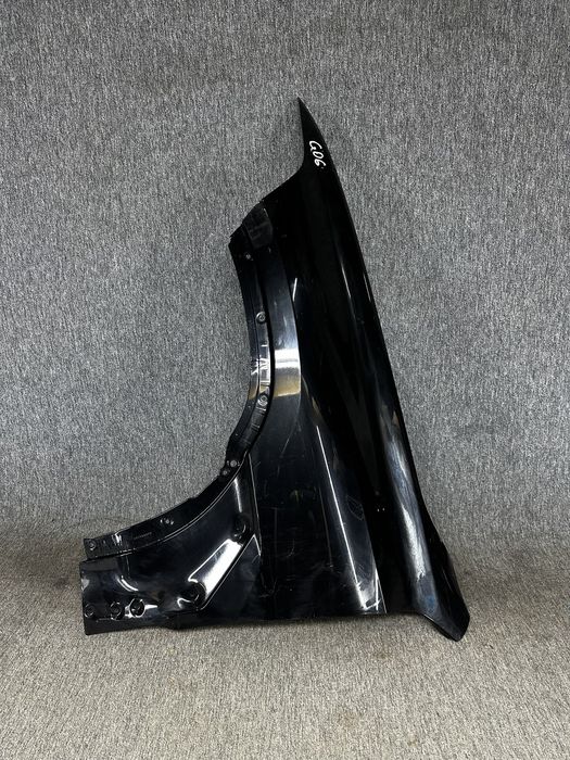 Aripa stanga fata Bmw x6 G06 2019-2024