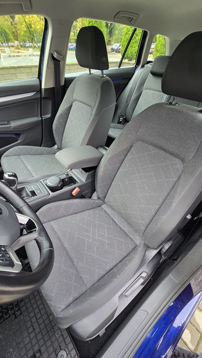 Volkswagen Golf 8 - 2.0 TDI