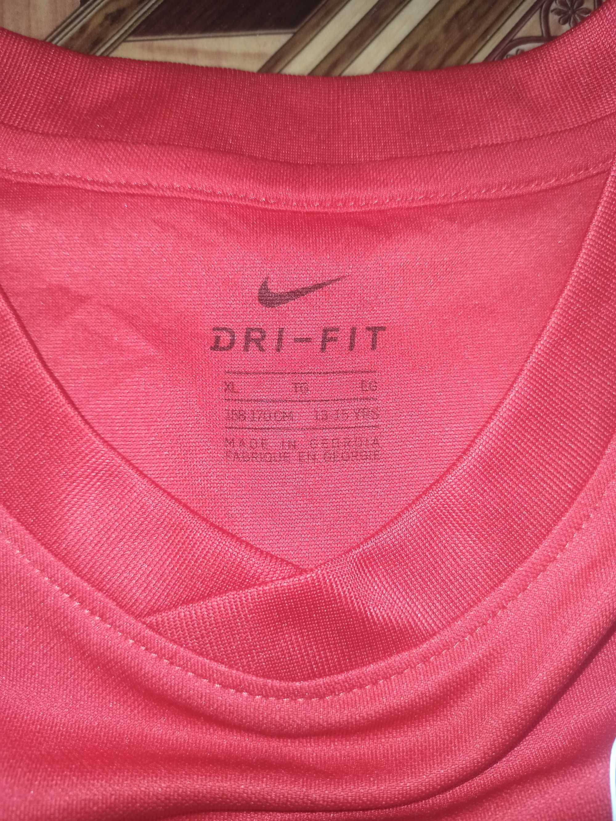 Оригинална тениска Nike Dri-fit