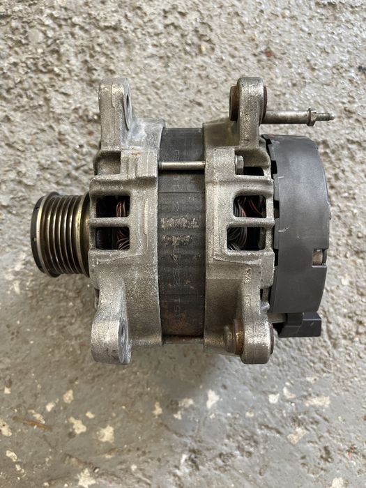 Alternator passat b7, passat cc. 03L 903 024F